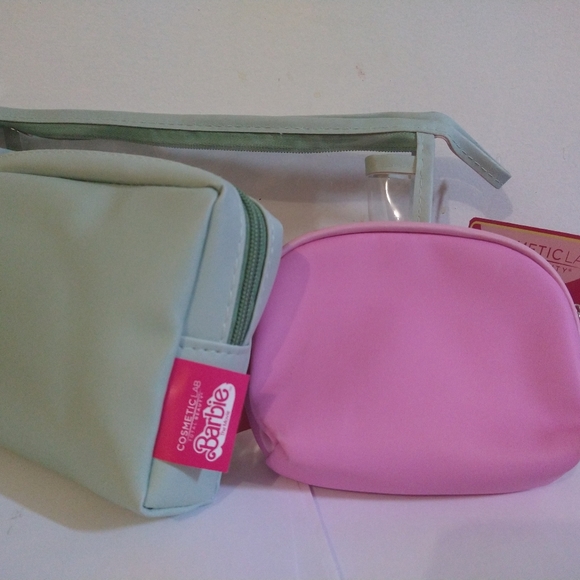 Barbie The Movie Set of Makeup Bags New Mexico Exclusive 🇲🇽 - Picture 5 of 8